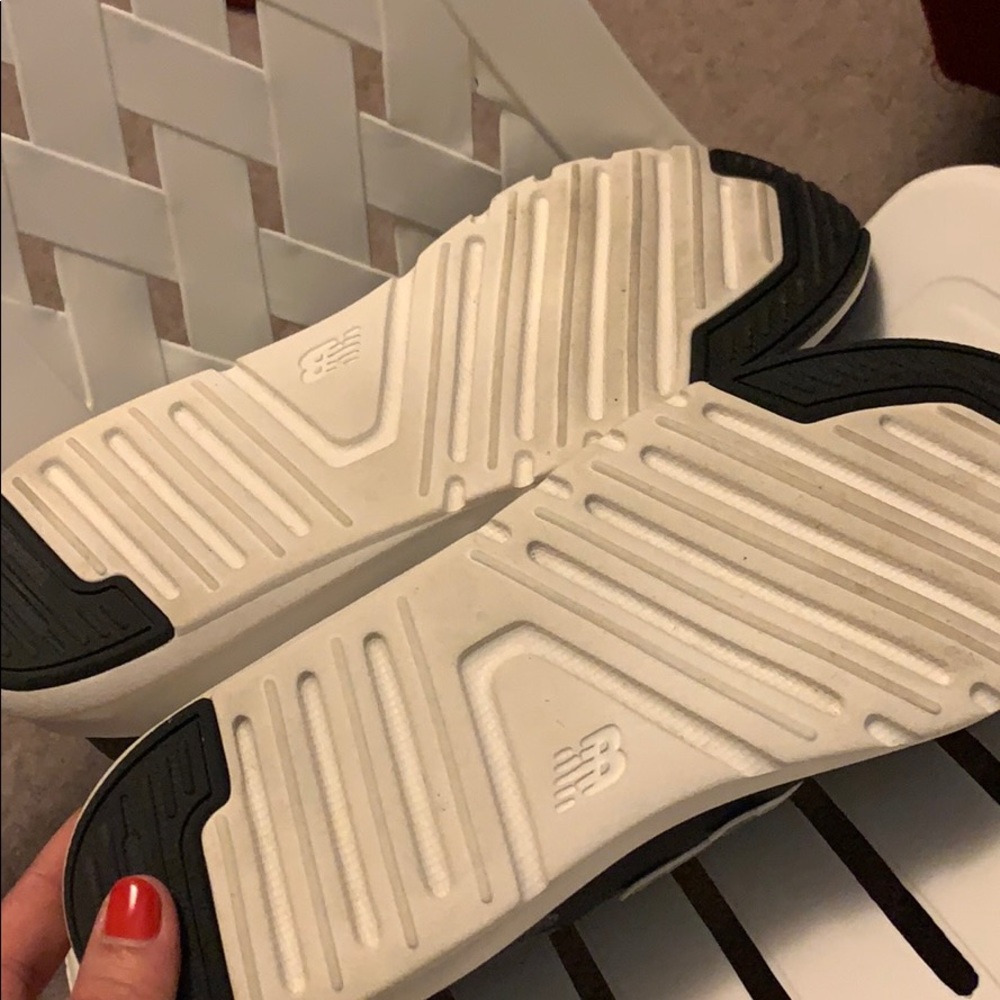 New Balance Shoe - Picture 3 of 3